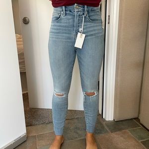 Good American Jeans Sz 2 Brand New! Great gift 🎁